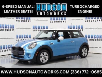 2017 MINI Cooper