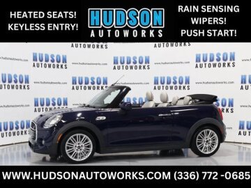 2017 MINI Cooper