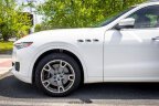 Thumbnail Photo 4 for 2017 Maserati Levante S