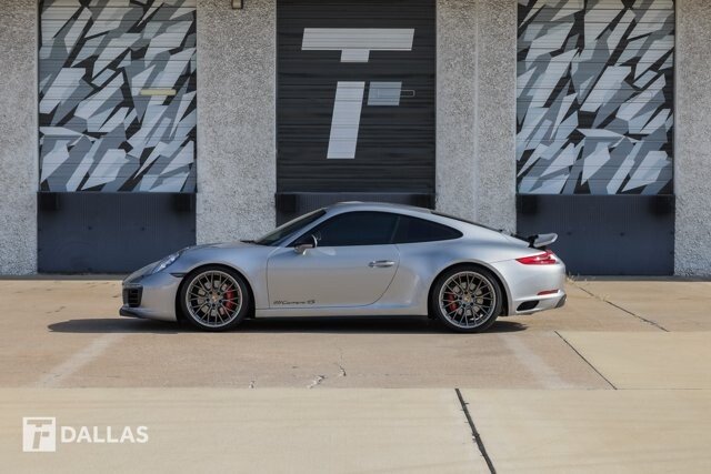 2017 Porsche 911 Carrera 4S
