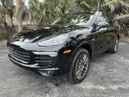 Thumbnail Photo 3 for 2017 Porsche Cayenne