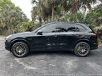 Thumbnail Photo 4 for 2017 Porsche Cayenne