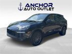 Thumbnail Photo 3 for 2017 Porsche Cayenne Platinum Edition