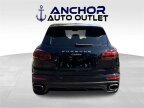 Thumbnail Photo 6 for 2017 Porsche Cayenne Platinum Edition