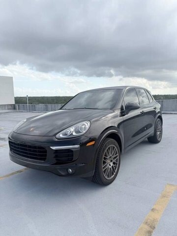2017 Porsche Cayenne Platinum Edition