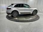 Thumbnail Photo 2 for 2017 Porsche Macan