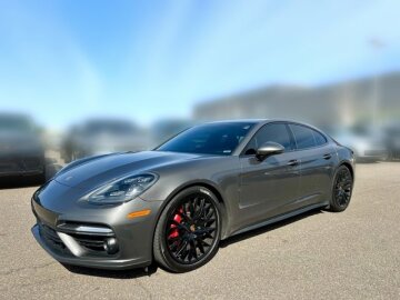 2017 Porsche Panamera Turbo