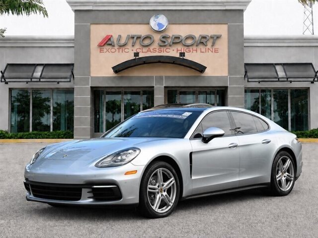 2017 Porsche Panamera 4S
