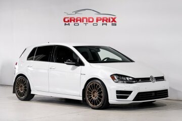 2017 Volkswagen Golf R 4-Door