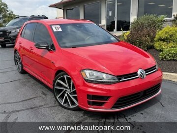 2017 Volkswagen Golf R