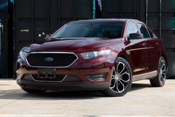 2018 Ford Taurus SHO