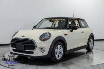 2018 MINI Cooper 2-Door Hardtop