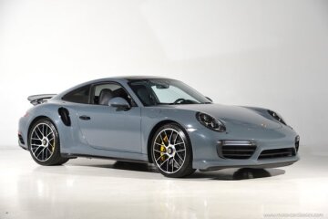 2018 Porsche 911 Turbo S