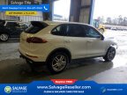 Thumbnail Photo 4 for New 2018 Porsche Cayenne