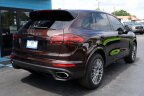 Thumbnail Photo 3 for 2018 Porsche Cayenne