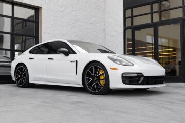 2018 Porsche Panamera Turbo S