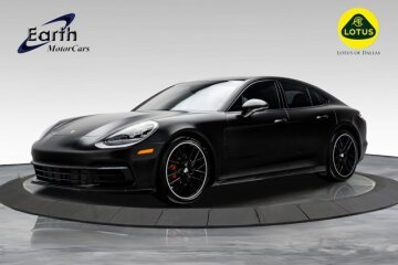 2018 Porsche Panamera