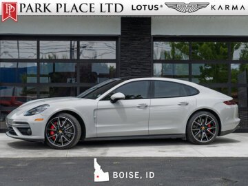 2018 Porsche Panamera Turbo
