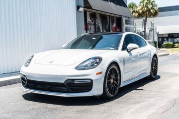 2018 Porsche Panamera