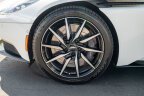 Thumbnail Photo 3 for 2019 Aston Martin DB11