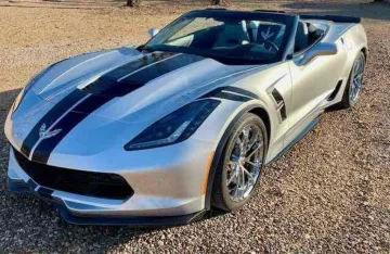 2019 Chevrolet Corvette Grand Sport Convertible w/ 2LT