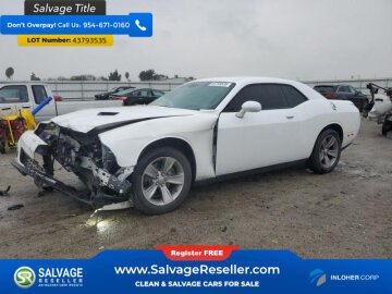 New 2019 Dodge Challenger SXT