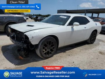 New 2019 Dodge Challenger SXT