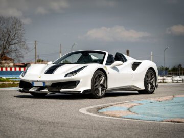 2019 Ferrari 488 Pista
