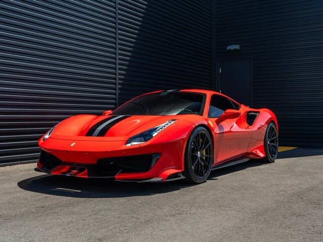 2019 Ferrari 488 Pista