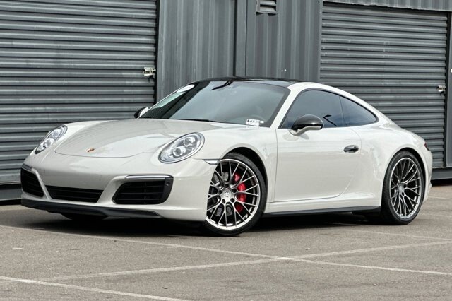 2019 Porsche 911 Carrera 4S