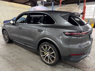 2019 Porsche Cayenne E-Hybrid