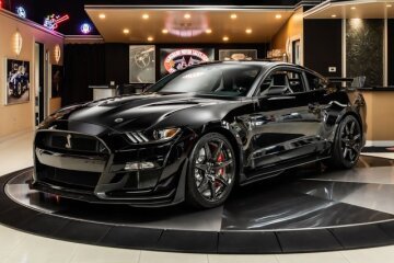 2020 Ford Mustang