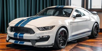 2020 Ford Mustang