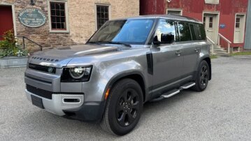 2020 Land Rover Defender 110 SE