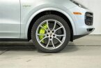 Thumbnail Photo 2 for 2020 Porsche Cayenne