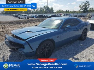 2021 Dodge Challenger SXT