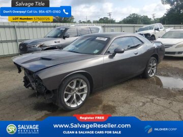 2021 Dodge Challenger SXT