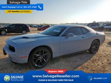 2021 Dodge Challenger SXT