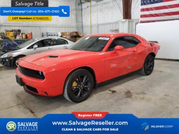 2021 Dodge Challenger SXT AWD