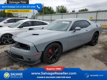 2021 Dodge Challenger SXT AWD