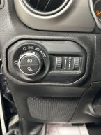 Thumbnail Photo 6 for 2021 Jeep Gladiator Sport