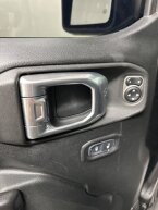 Thumbnail Photo 5 for 2021 Jeep Gladiator Sport