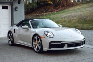 2021 Porsche 911 Turbo S Cabriolet
