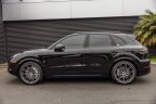 Thumbnail Photo 1 for 2021 Porsche Cayenne Turbo