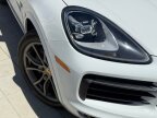 Thumbnail Photo 2 for 2021 Porsche Cayenne