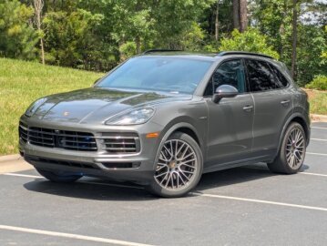 2021 Porsche Cayenne E-Hybrid
