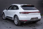 Thumbnail Photo 2 for 2021 Porsche Macan