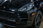 Thumbnail Photo 2 for 2021 Porsche Macan