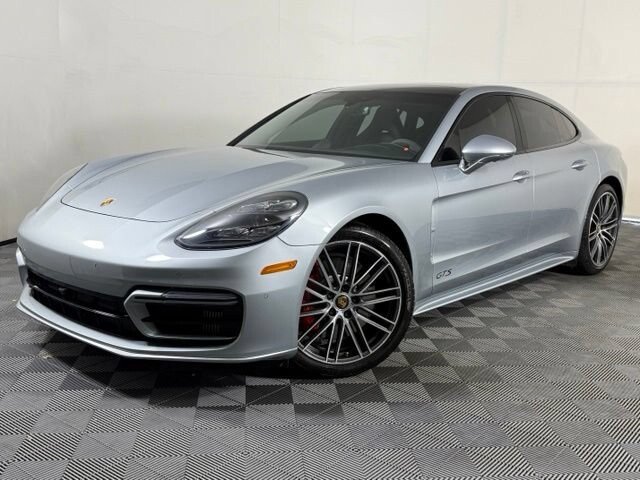2021 Porsche Panamera GTS