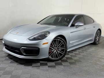 2021 Porsche Panamera GTS